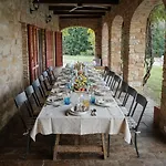 Scappo In Umbria, Maria Villa Panicale
