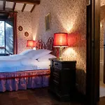 Scappo In Umbria, Maria