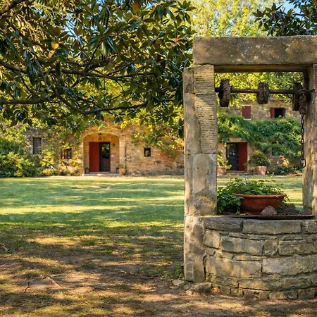 Scappo In Umbria, Maria Villa *