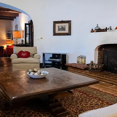 Scappo In Umbria, Maria Panicale