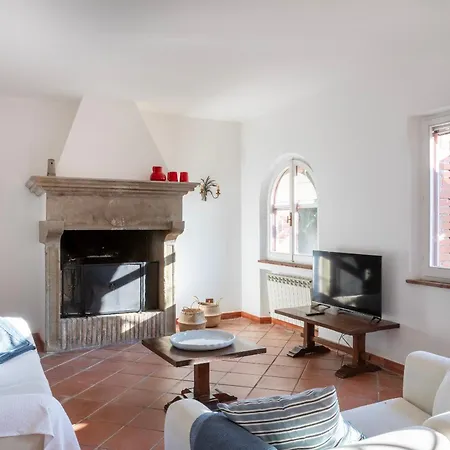 Scappo In Umbria, Maria